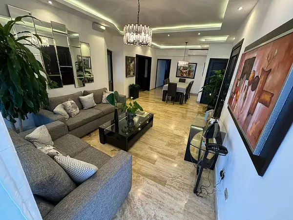 apartamentos - Apartamento en Venta
MIRADOR NORTE
USD 275,000.00
Mantenimiento: RD$8,000.00

 2