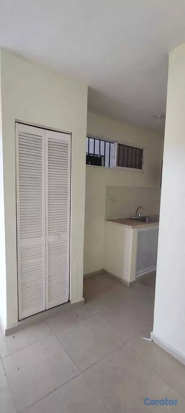 apartamentos - Se renta apt 1 Hab próximo Ave 27 Feb y Privada 1