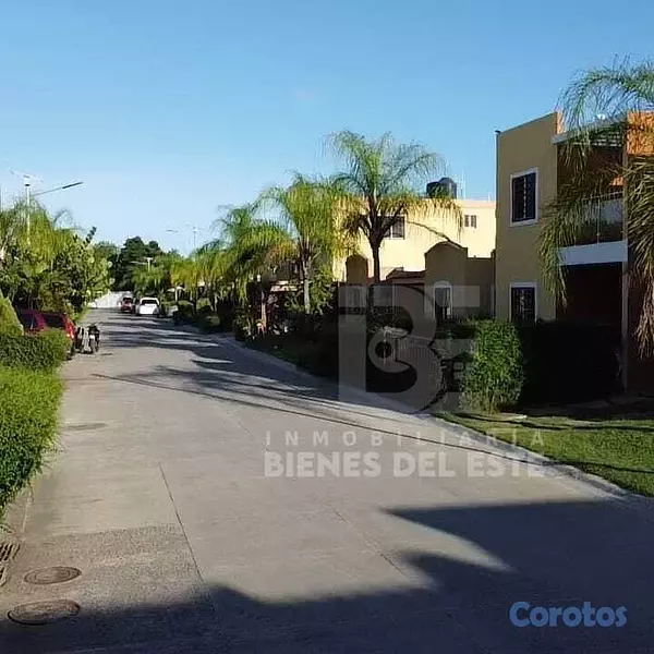 casas - Se Vende Esta Casa- Una Oportunidad Única Para Com 6