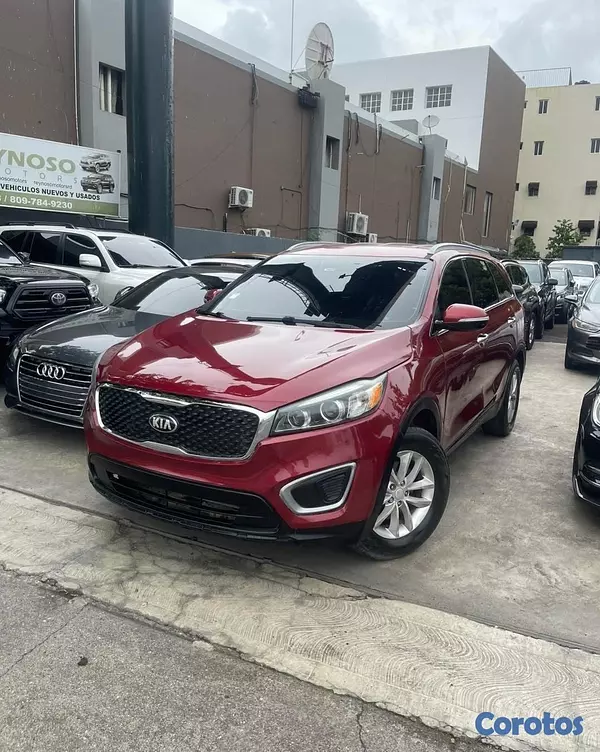 jeepetas y camionetas - KIA SORENTO LX 2017 2