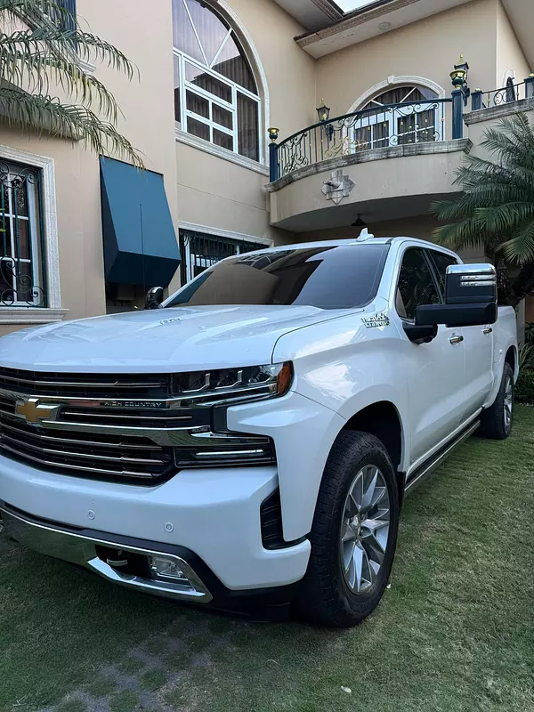 jeepetas y camionetas - chevolet silverado high country 2021 5