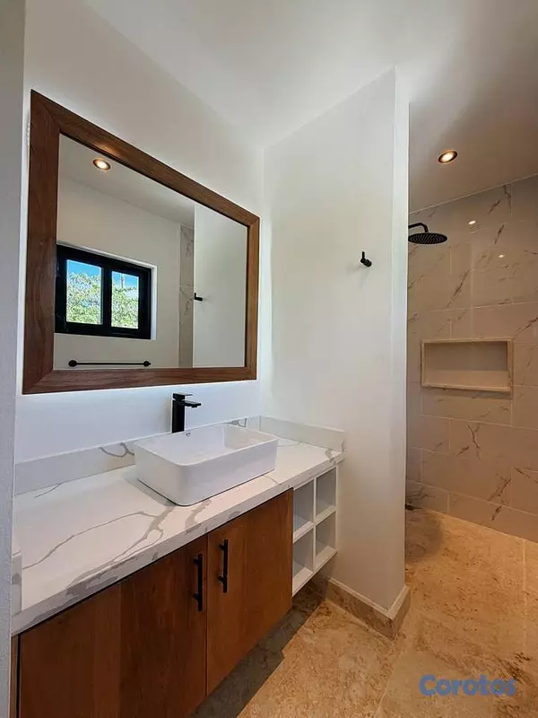 casas vacacionales y villas - Las Terrenas - La Bonita - Villa amueblada de 5 habitaciones con piscina
 9