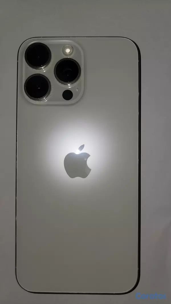 celulares y tabletas - Vendo iPhone15 Pro Max 256GB  1