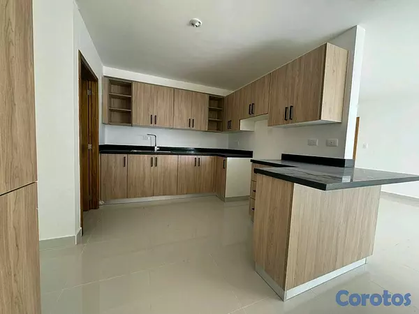 apartamentos - SE VENDE HERMOSO Y ESPACIOSO PRIMER NIVEL EN AVE. HISPANOAMERICANA, SANTIAGO 11