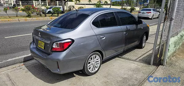 carros - Mitsubishi Motors Mirage G4 LE 2023 4