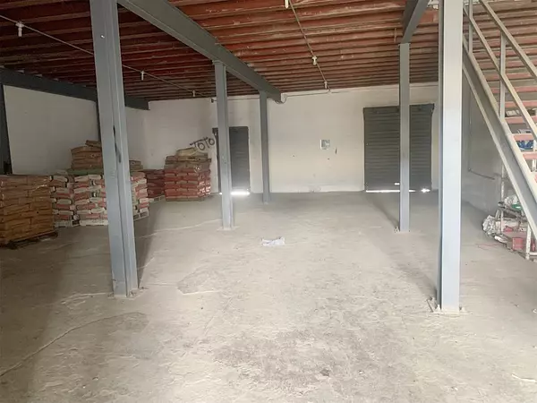 oficinas y locales comerciales - Almacén en ensanche la Fe  7
