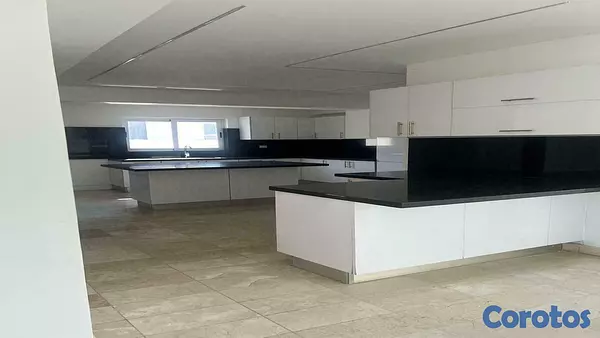 apartamentos - Un apartamento por piso en Serrallés 6