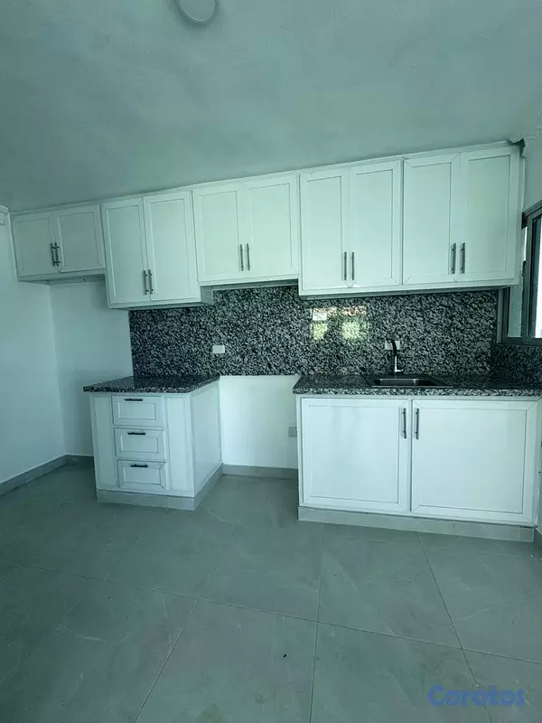 apartamentos - APARTAMENTO DE RENTA EN UNA URBANIZACIÓN DE PUERTO 1