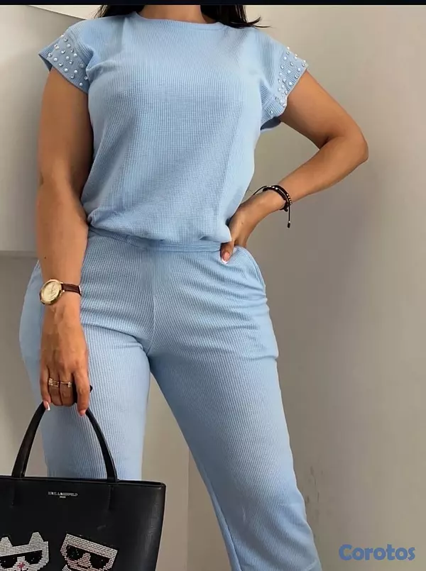 ropa para mujer - venta de ropa de mujer todo tipo de ropa traída desde Los Ángeles originales 12