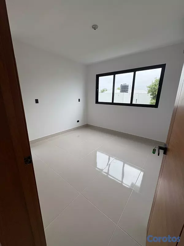 apartamentos - Alquiler segundo nivel Villa María, Santiago  3