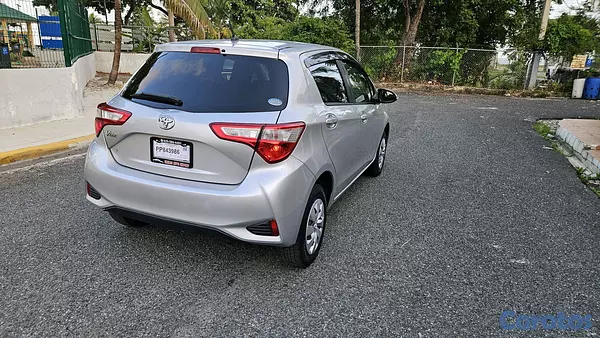 carros - Toyota vitz 2020 recién importado  4