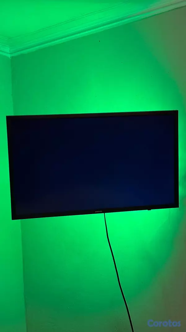 tv - Samsung Smart TV 32 pulgadas + base pared Full Mot 4