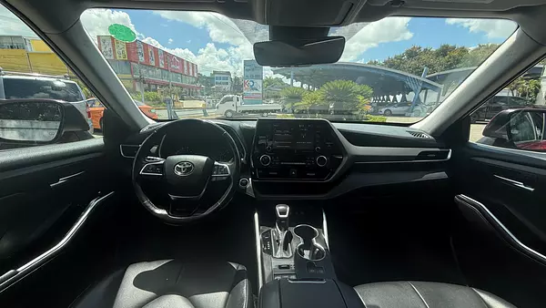 jeepetas y camionetas - Toyota higlander xle 2020 9
