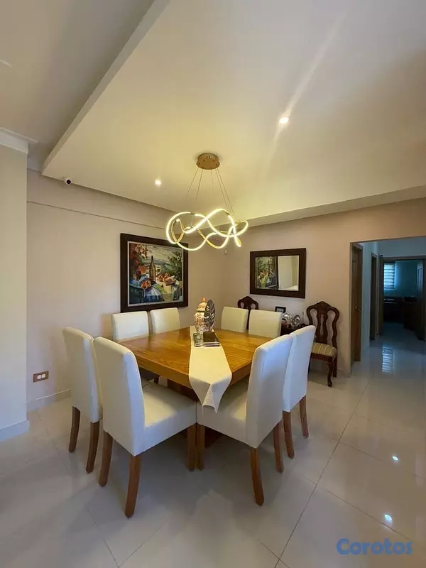 apartamentos - vendo en el millón tercer nivel tres habitaciones 2.5 baños dos parqueos balcón 6