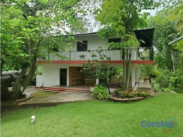casas vacacionales y villas - Finca en venta 4 habitaciones dos niveles en San C 18