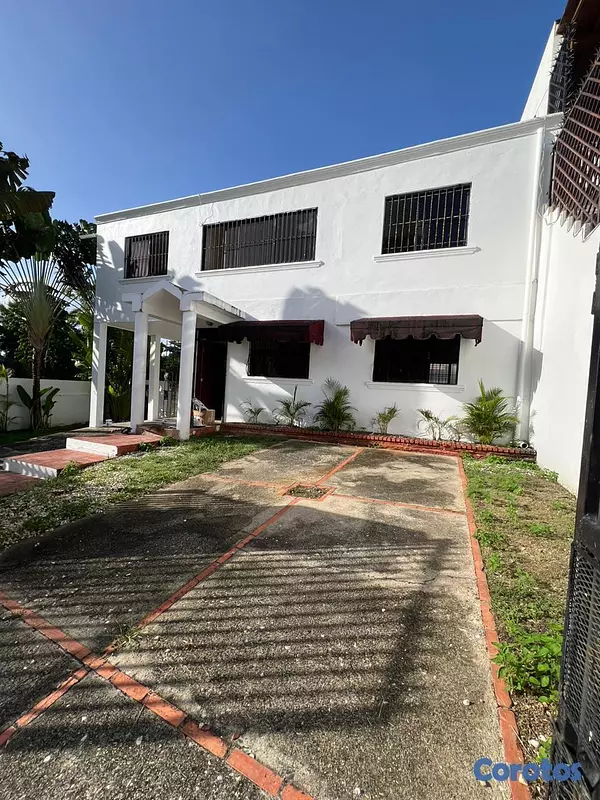 casas - Vendo Casa en Altos de Arroyo Hondo 2 y alquiler  6