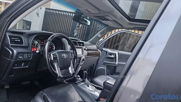 jeepetas y camionetas - Toyota 4runner límited 2016 10