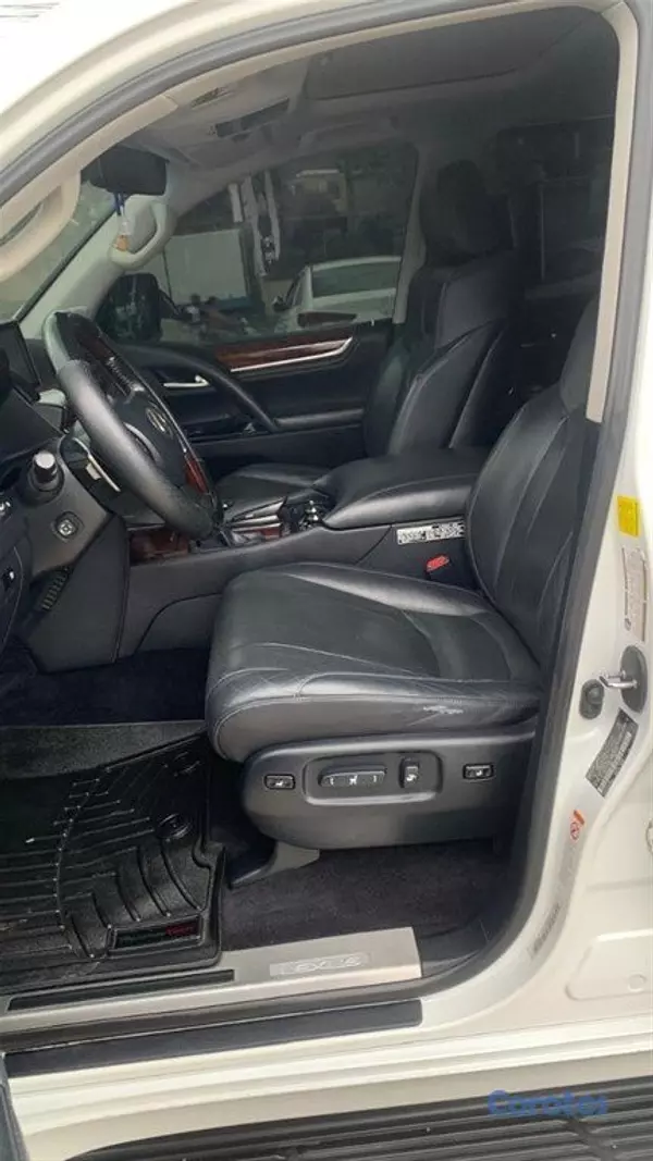 jeepetas y camionetas - 2017 Lexus LX 570 4