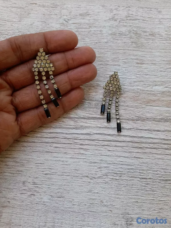 joyas, relojes y accesorios - Se Vende Aretes Vintange de fieata  2