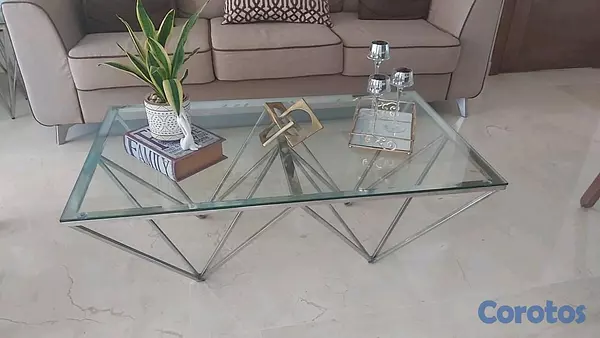 decoración y accesorios - Juego de tres mesas  2