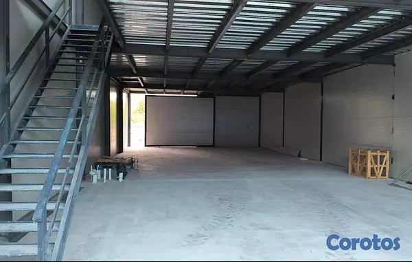 solares y terrenos - Naves y locales comerciales en Alquiler! 3