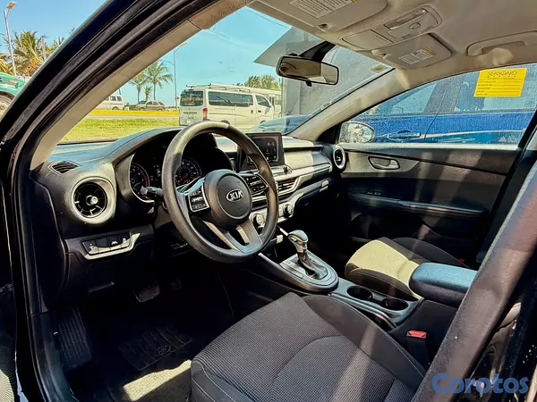 carros - Kia Forte LX 2020 4