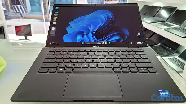 computadoras y laptops - Laptop Dell 7320 13.3 Pulg Core i7 11th Gen Ram 16gb Disco m2 512gb Video 8GB 1
