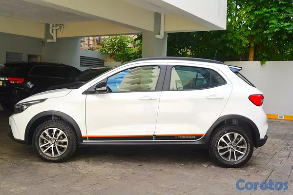 jeepetas y camionetas - Fiat ARGO TREKKING 4