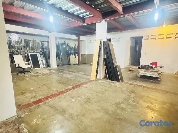 oficinas y locales comerciales - se alquila local  2