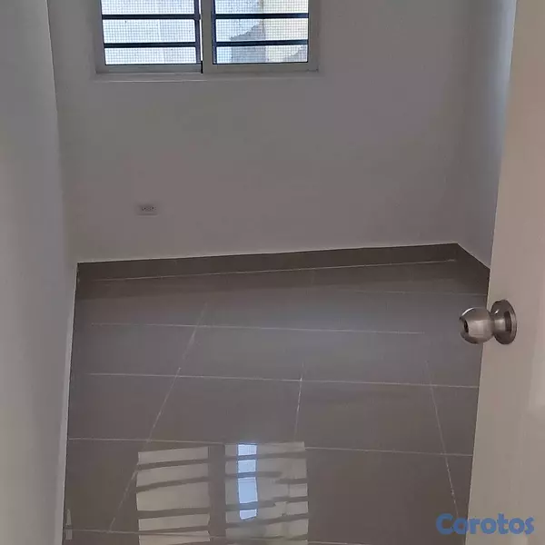 apartamentos - DISPONIBILIDAD DE APARTAMENTO EN BUEN ESTADO 3