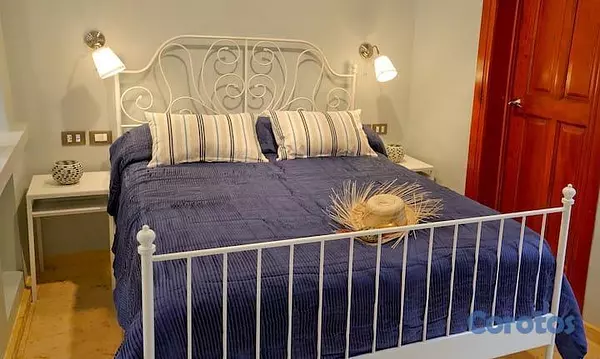 casas - En Venta propiedad en la Zona Colonial Reformada con 2 Estudios 8