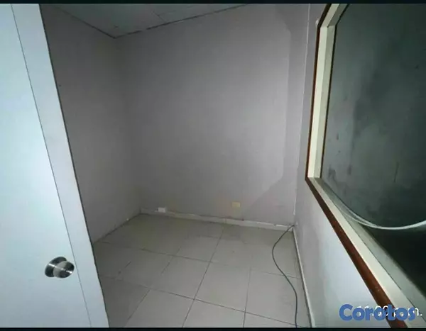 oficinas y locales comerciales - LOCAL COMERCIAL 27 DE FEBRERO 3