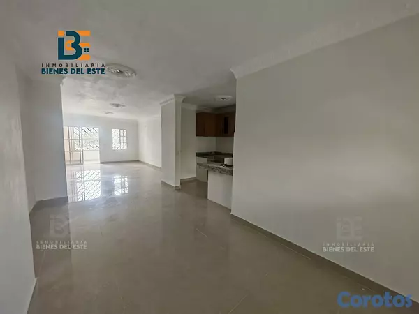 apartamentos - Se Alquila Apartamento GRANDE y Espacioso de Tres  3