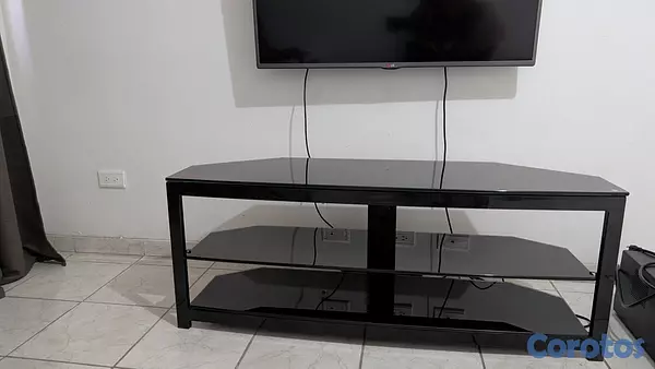 muebles y colchones - MESA de TV (Marca OmniMount) Cristal Templado 10