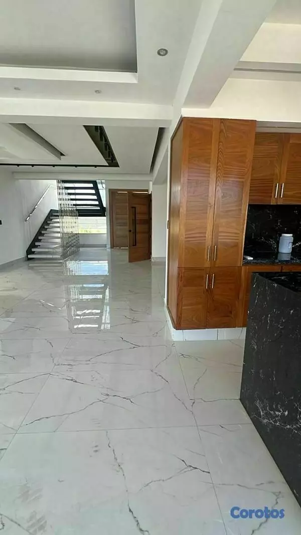 casas - Casa de 4 habitaciones , moderna ,cómoda y amplia  5