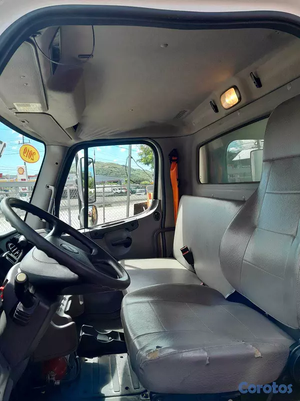 camiones y vehiculos pesados - FREIGHTLINER M2 106 AÑO 2019 2