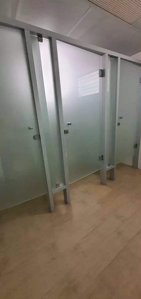 oficinas y locales comerciales - 🔵 Alquilo Local 272 mts 3er piso en la esperilla 
 3