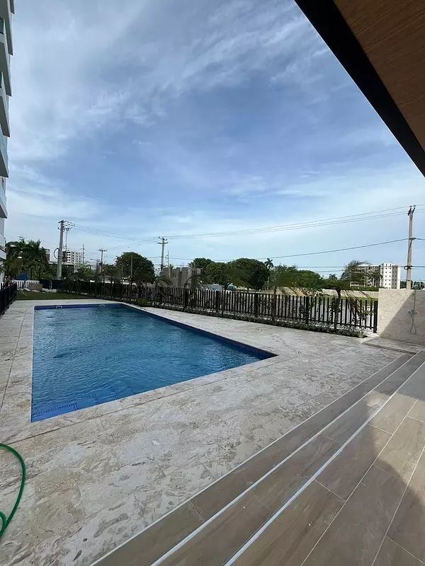 apartamentos - Apartamento 8vo Piso en Ave. Hispanoamericana  6