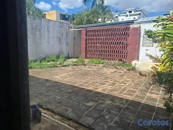 oficinas y locales comerciales - 🔵Alquilo Local 350 mts 1er piso en Julieta 7
