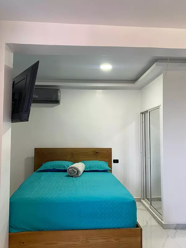 apartamentos - Alquiler Estudio Amueblado Ubicado en la Zona Colonial, Santo Domingo 2
