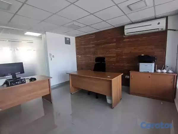 oficinas y locales comerciales - Alquiler Locales Autopista San Isidro 5
