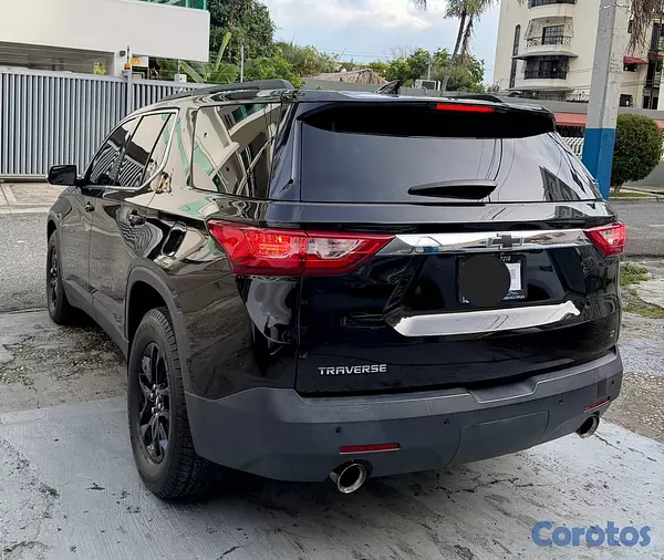 jeepetas y camionetas - Chevrolet Traverse LT 2020 4
