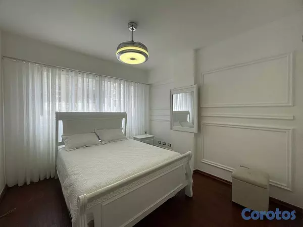 apartamentos - Elegancia y Espacio en el Paraíso por US$289,000 4
