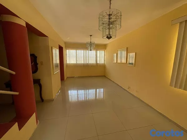 casas -  venta de casa en la avenida España Santo Domingo este  7