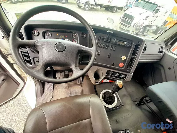 camiones y vehiculos pesados - FREIGHTLINER  AÑO 2014 1