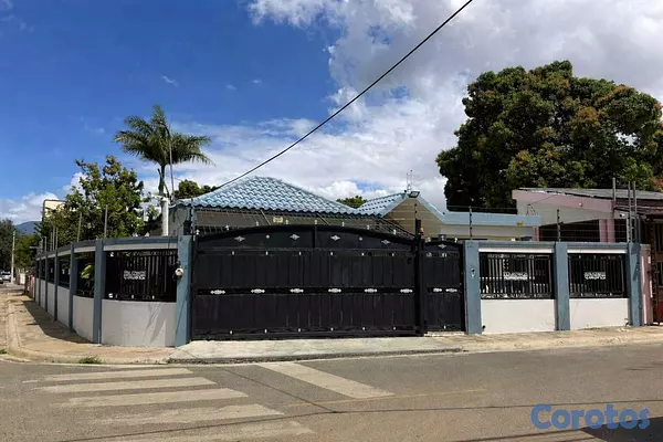 apartamentos - Casa en venta - Las Colinas, Santiago 9