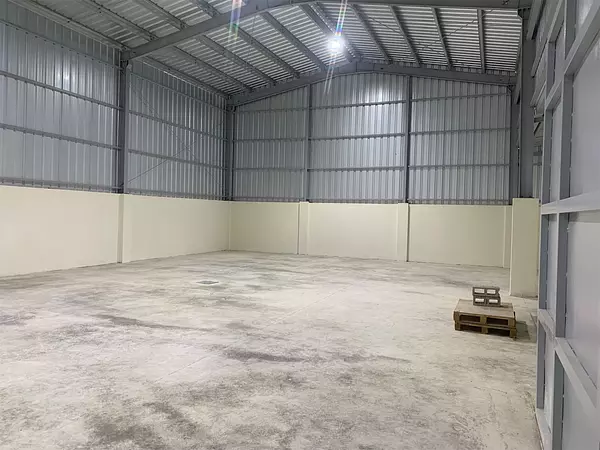 oficinas y locales comerciales - Almacén en herrera 2