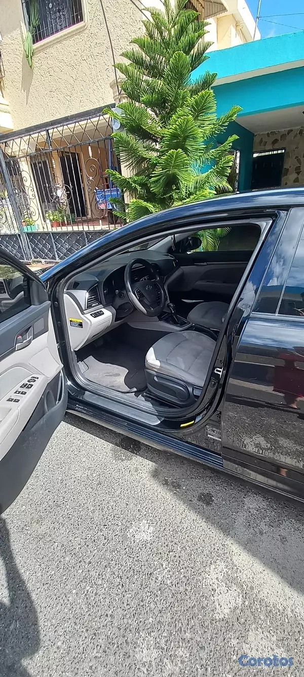 carros - Hiundai elantra  4