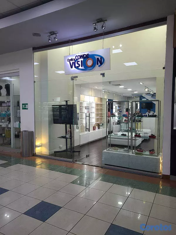oficinas y locales comerciales - Local en Bella Vista Mall primer Nivel  10