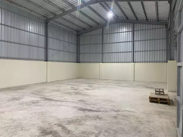 oficinas y locales comerciales - Almacén en herrera 3